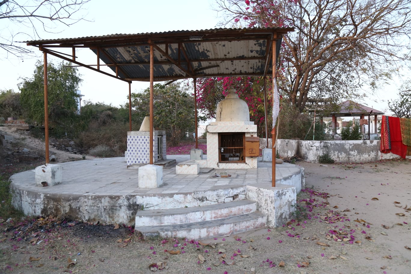 મસાણી મેલડી અને મસાણીયા વિર
